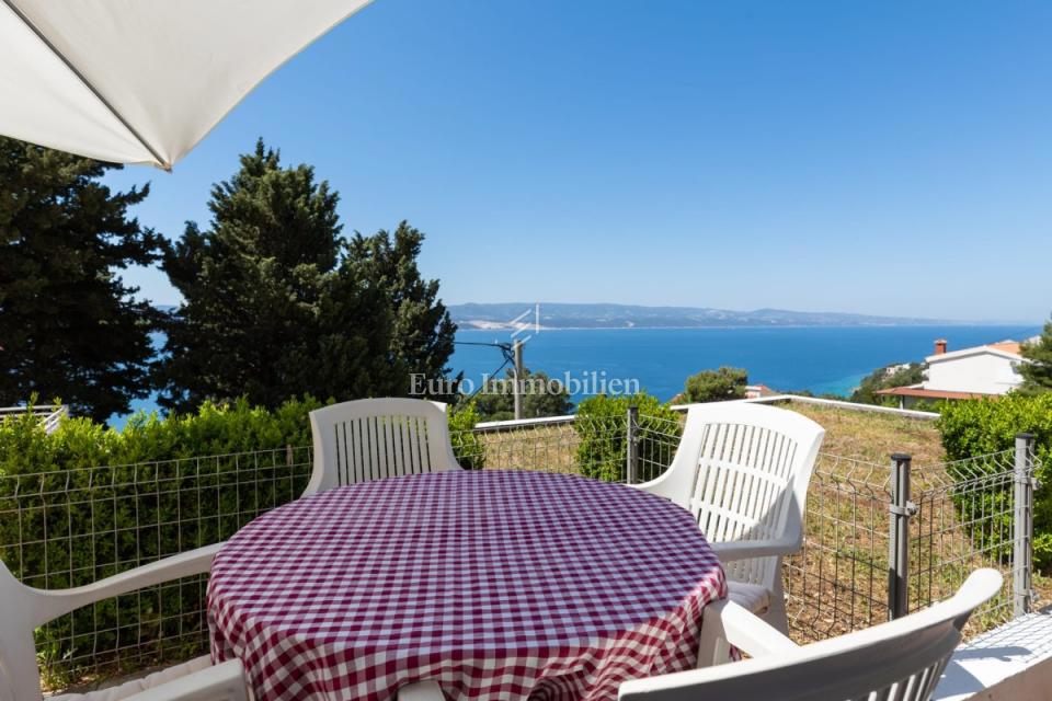 Appartamento OMIŠ, 160.000 €