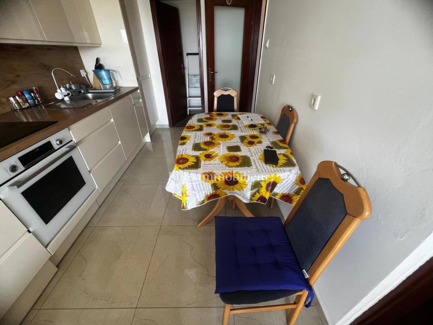 One-bedroom apartment in a prime location