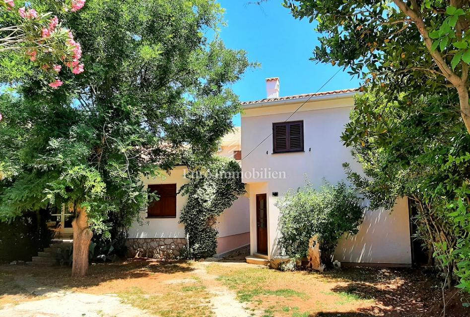 Дом NOVALJA, 600.000 €