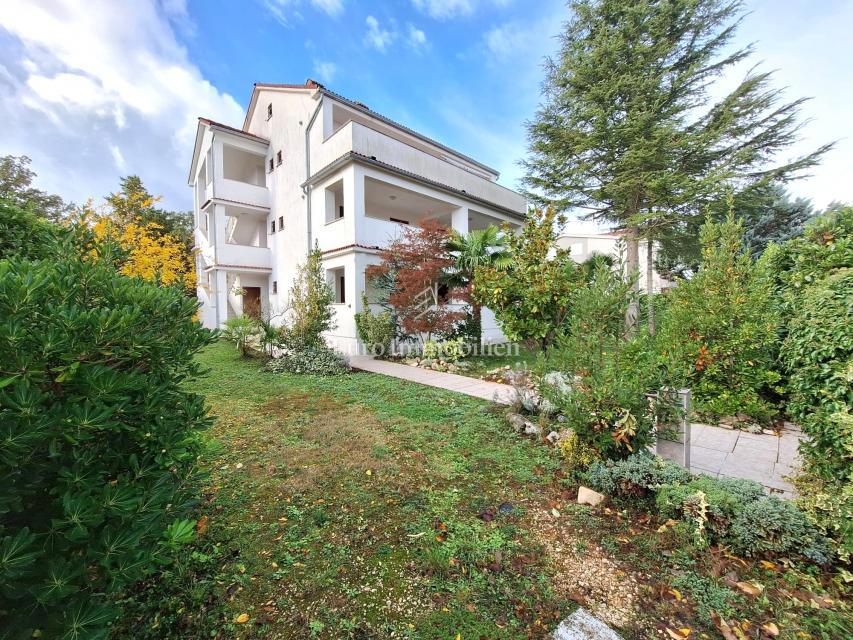 Дом KRK, 900.000 €