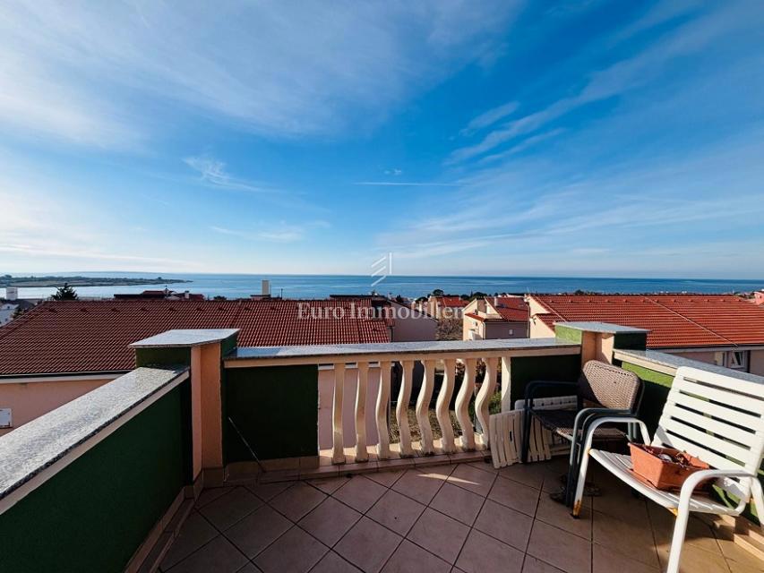 Appartamento NOVALJA, 215.000 €