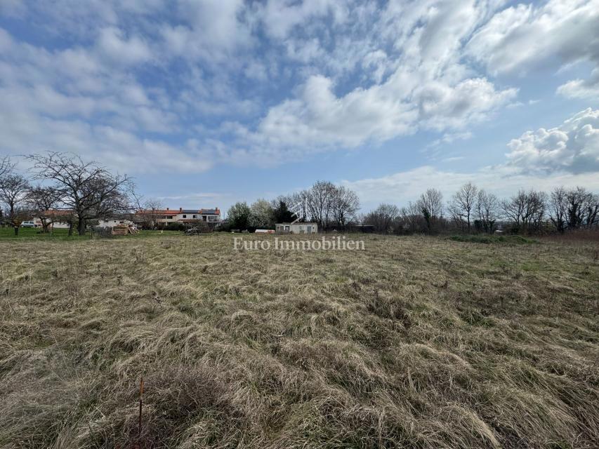 Terreno LABIN, 84.150 €