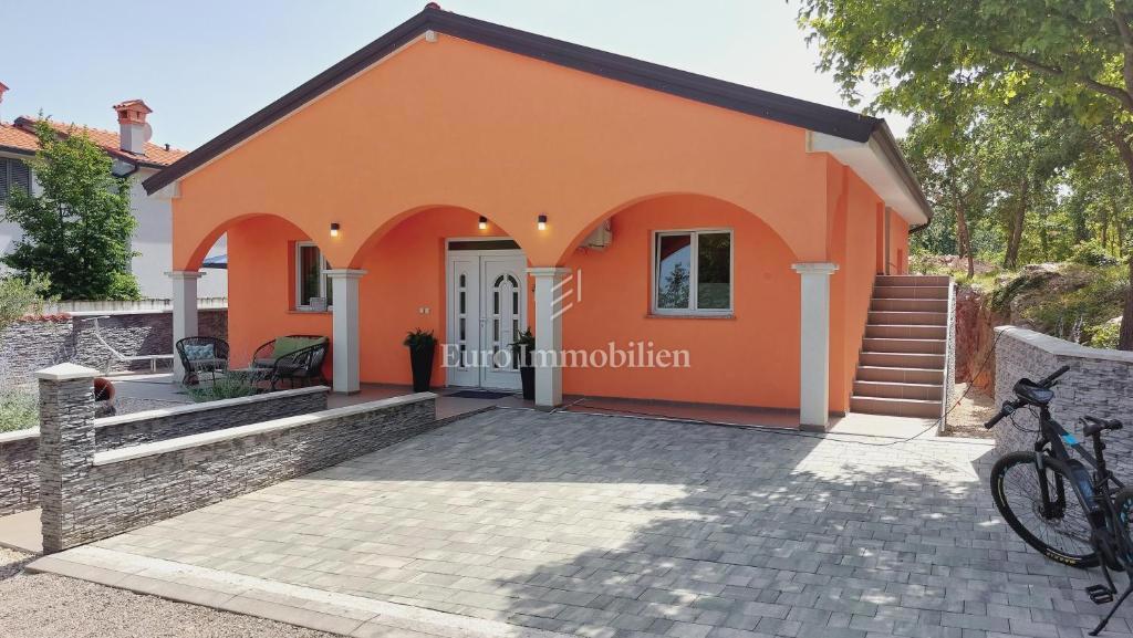 Casa LABIN, 330.000 €