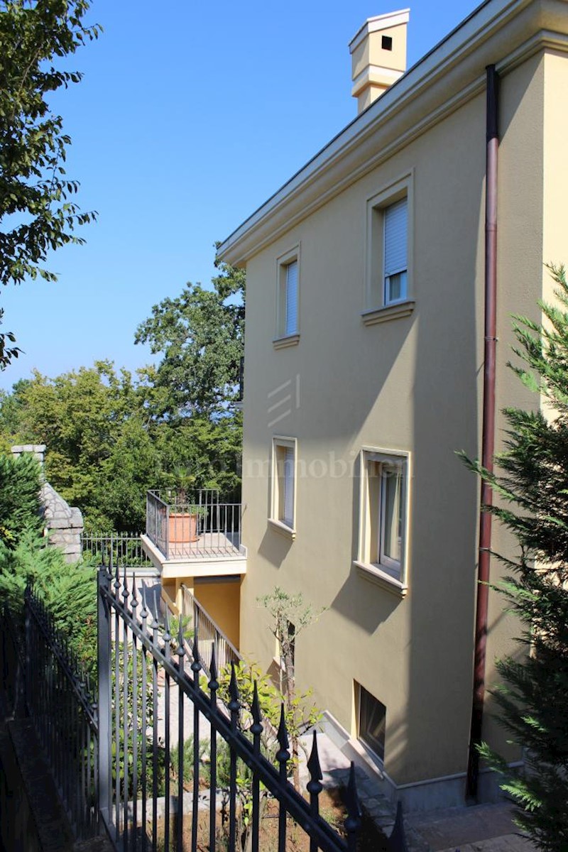 NJIVICE