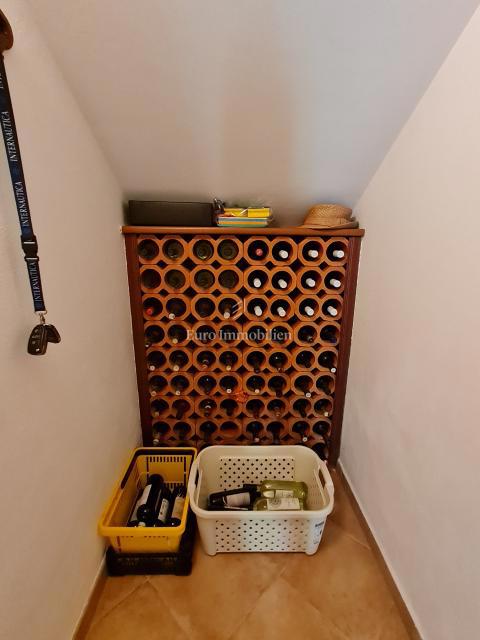 image 32