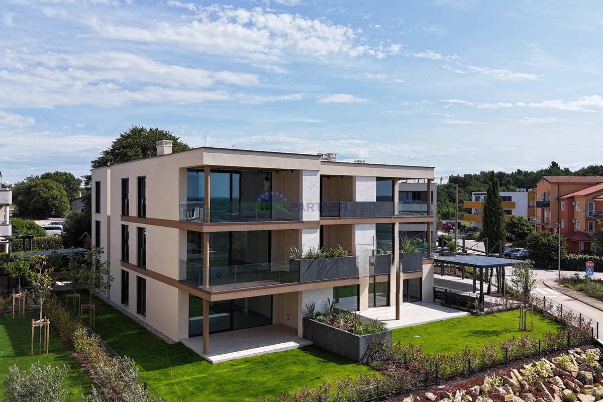 Appartamento NOVIGRAD, 692.313 €