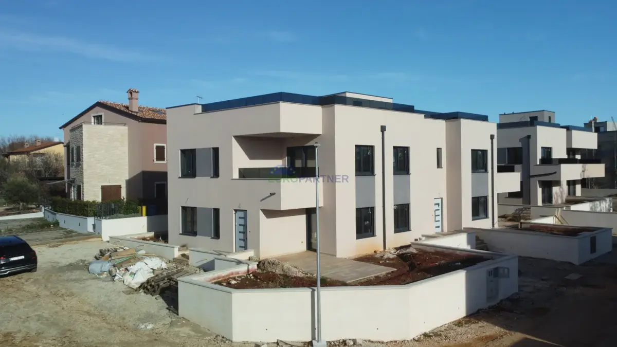 Penthouse with sea view, Poreč, new building