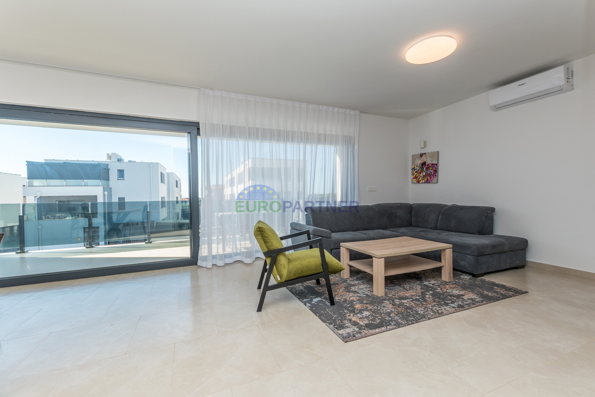 Appartamento NOVIGRAD, 350.000 €