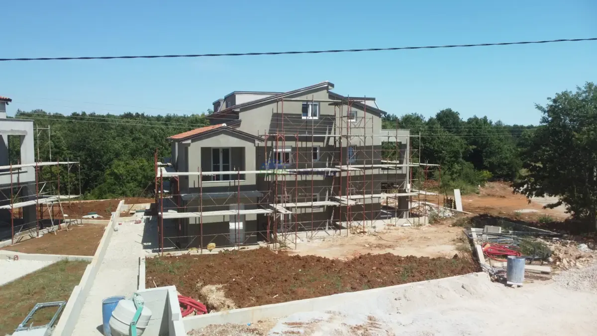 Istra, dvosoban stan na prvom katu novogradnje u okolici Poreča