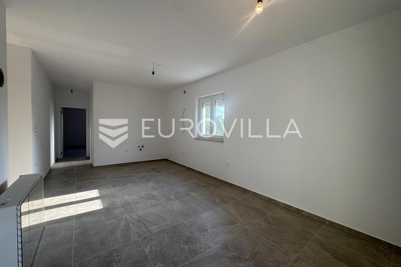 Istria, Štinjan, 1st floor one bedroom apartment 49.54 m² with parking space - new construction