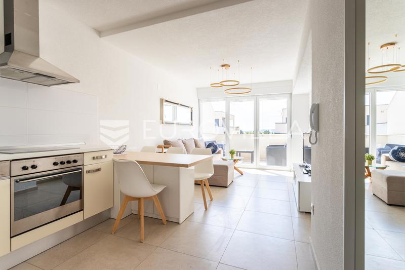 Appartamento KAŠTELA, 200.000 €