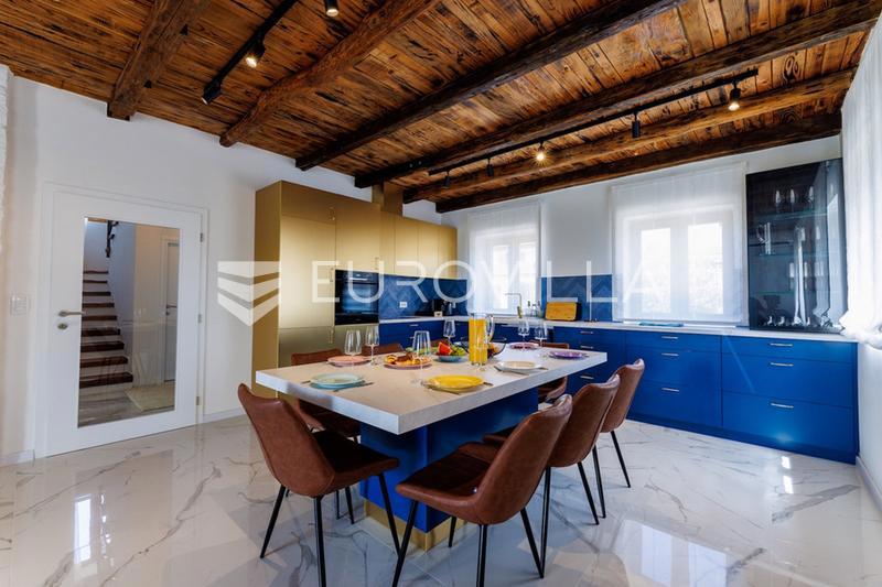 Дом SVETVINČENAT, 550.000 €