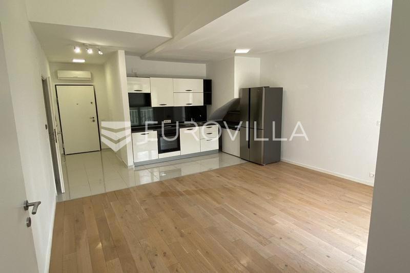 Appartamento KASTAV, 259.000 €