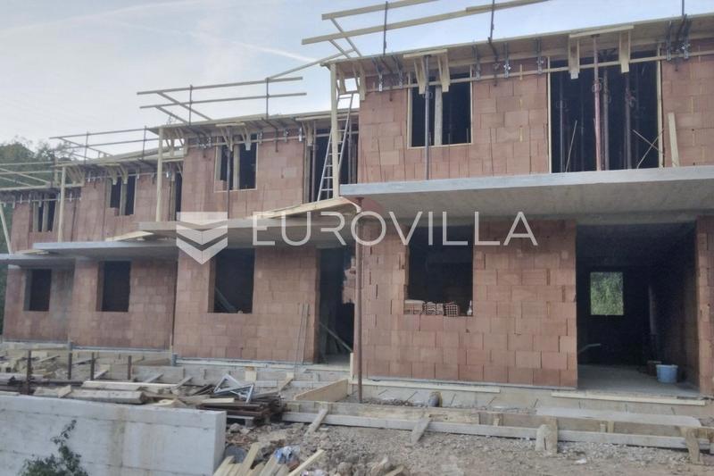 Дом RIJEKA, 260.000 €