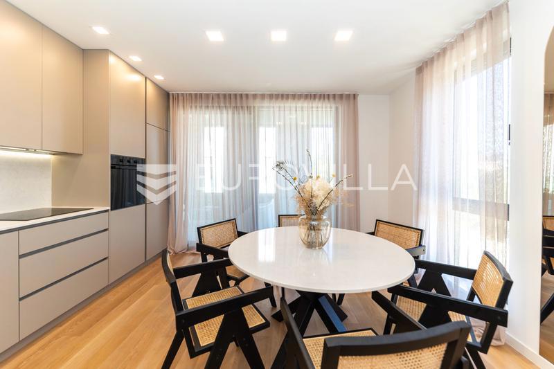 Квартира ZADAR, 1.300 €