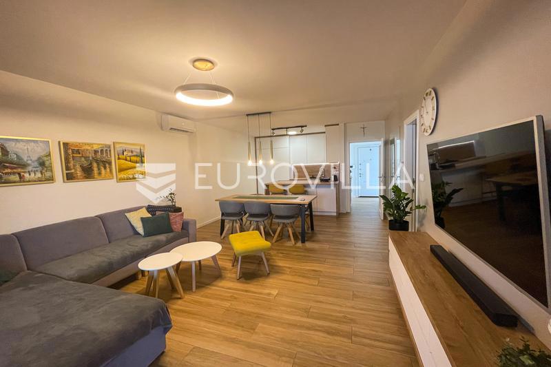 Квартира OSIJEK, 1.300 €