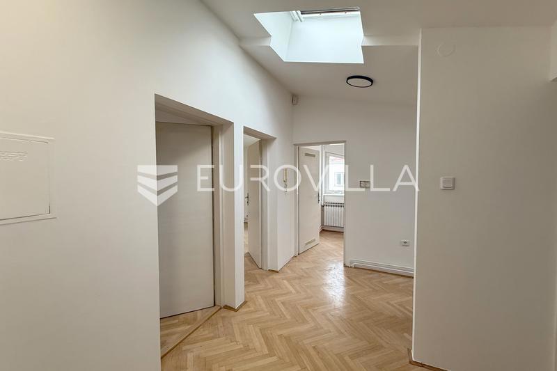 Коммерческая площадь ZAGREB, 1.200 €