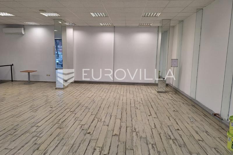 Коммерческая площадь KARLOVAC, 1.150 €
