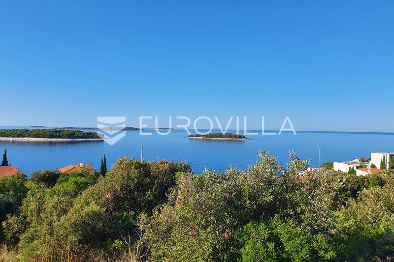 PRIMOŠTEN