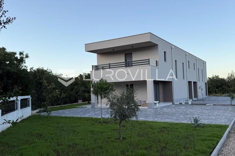 Appartamento CRIKVENICA, 252.500 €