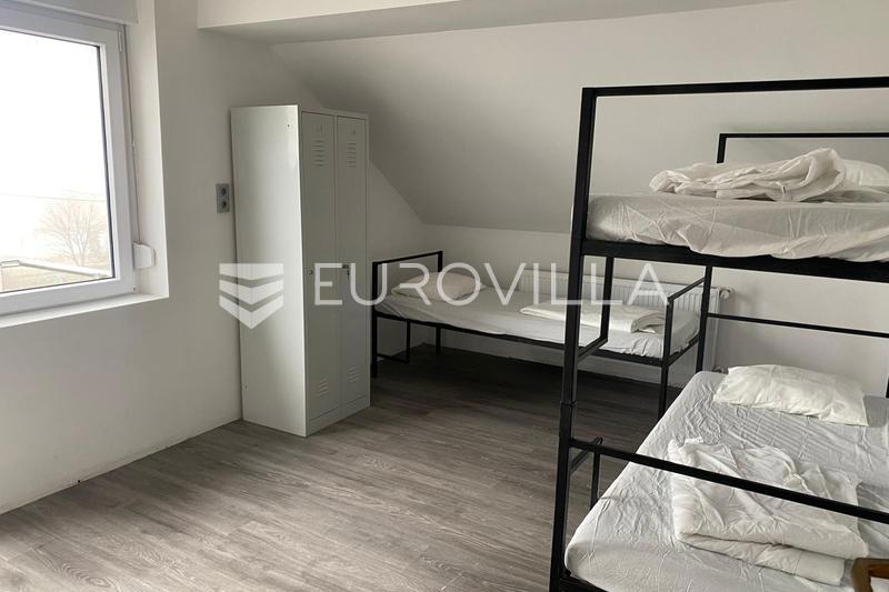 Дом CESTICA, 450.000 €