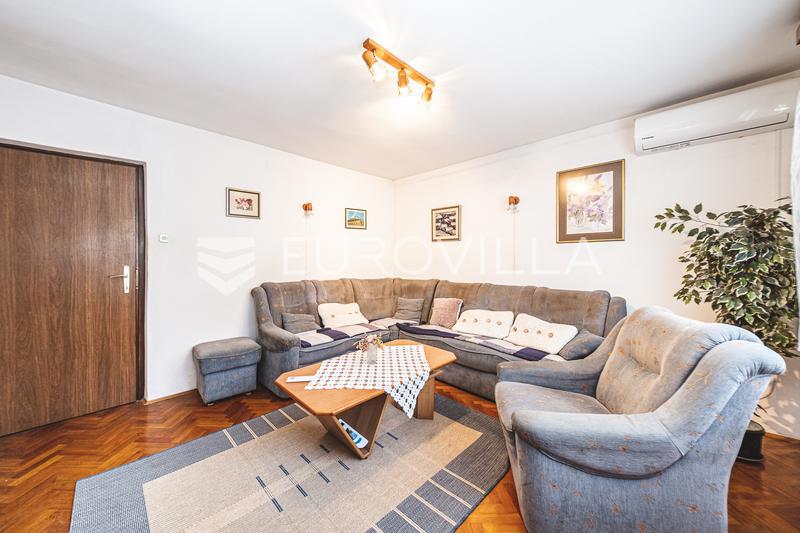 Дом ZAGREB, 1.150 €