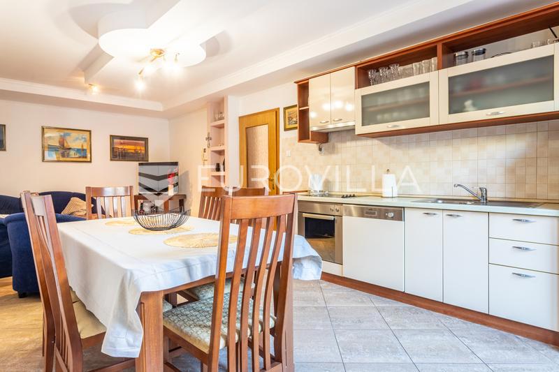 Appartamento SPLIT, 900 €