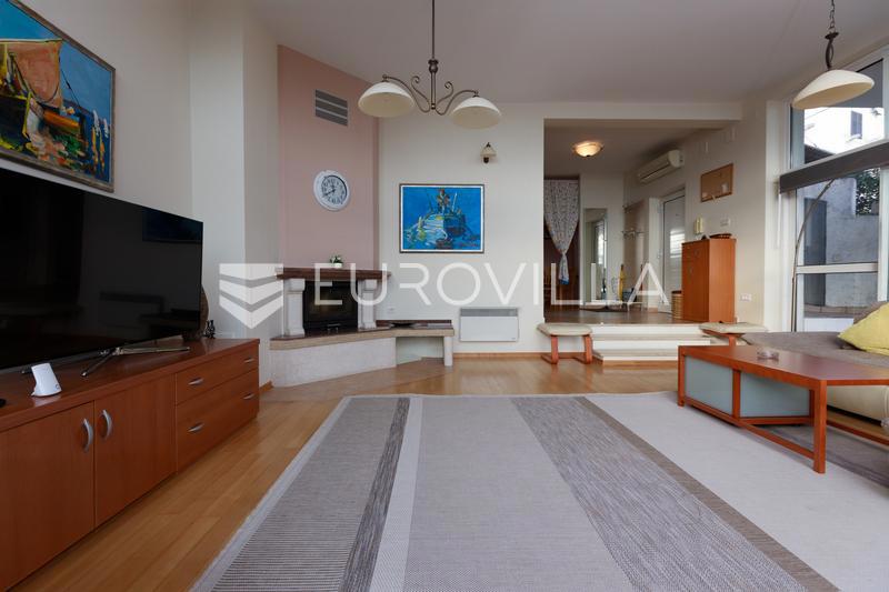 Appartamento OPATIJA, 550.000 €