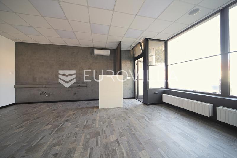 Коммерческая площадь OSIJEK, 99.000 €