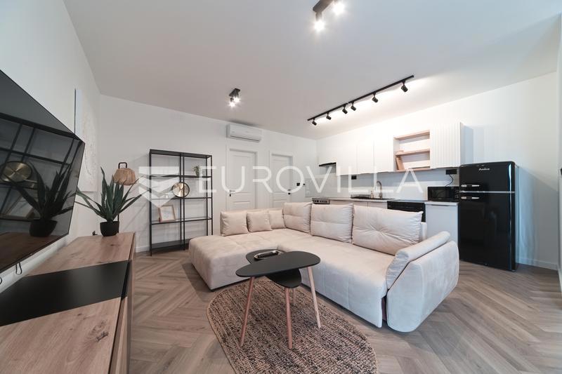 Appartamento OSIJEK, 750 €