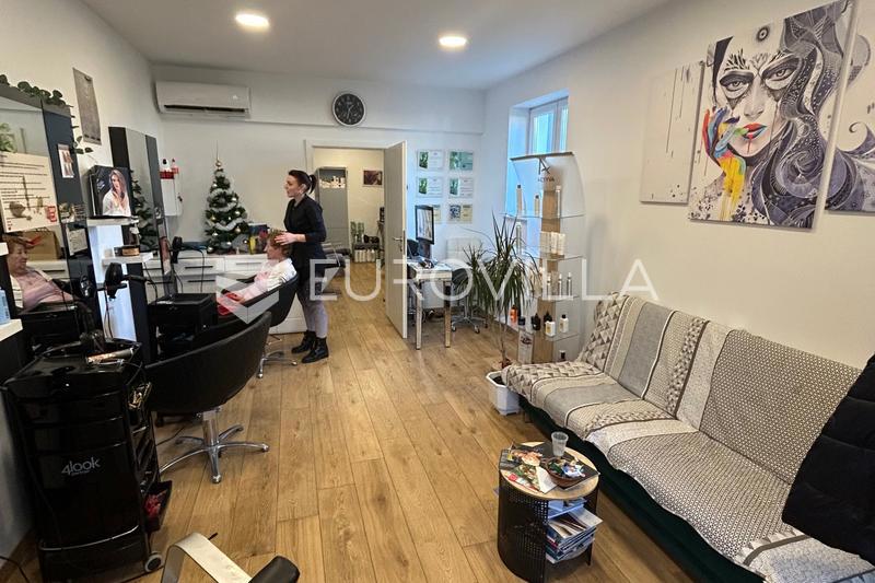 Locale commerciale FUNTANA, 850 €