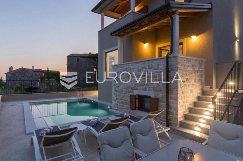 Дом BUJE, 650.000 €