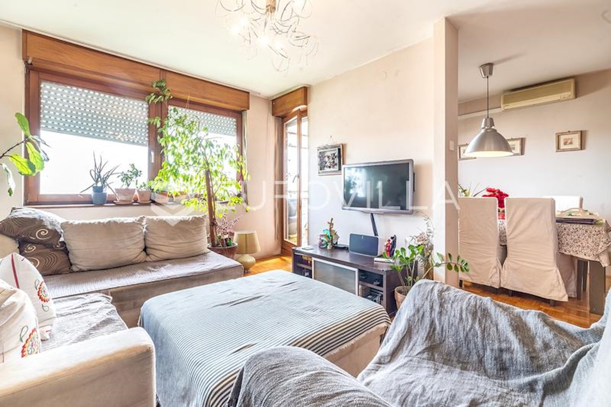 Flat sale VRBANI (ZAGREB), GRAD ZAGREB Eurovilla Zagreb REC ID