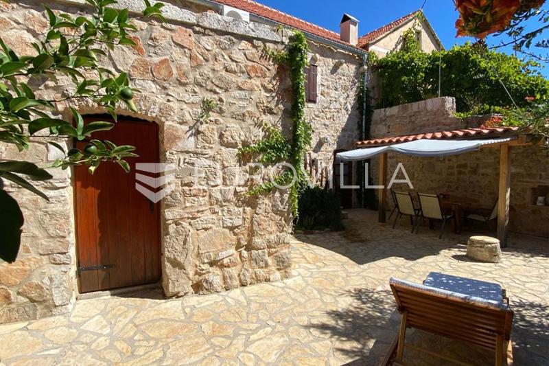 Casa STARI GRAD, 580.000 €