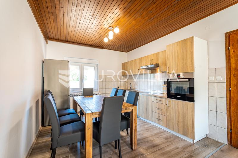 Casa NEDELIŠĆE, 400.000 €