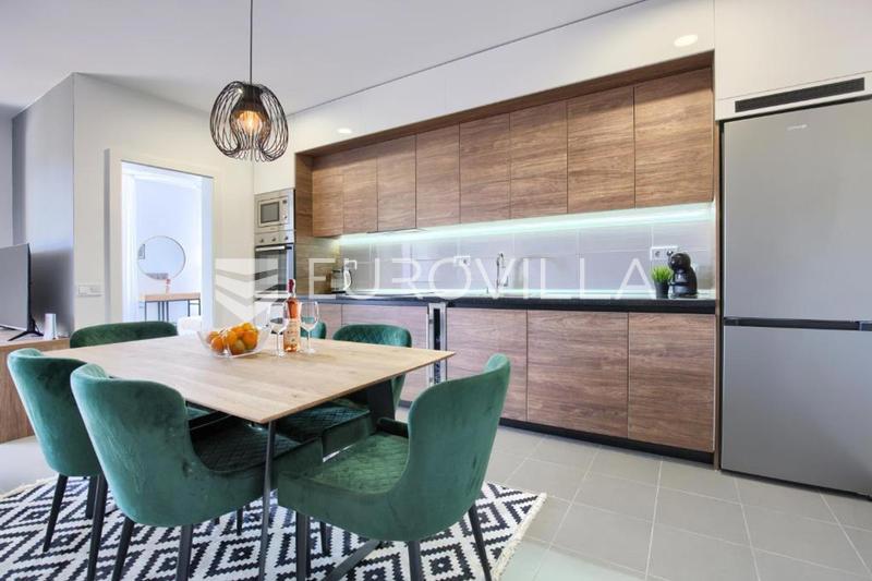 Appartamento MEDULIN, 363.500 €