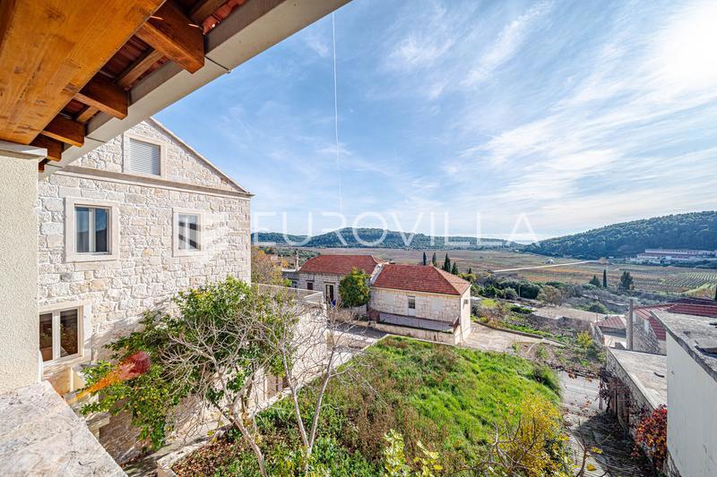 Дом KORČULA, 760.000 €