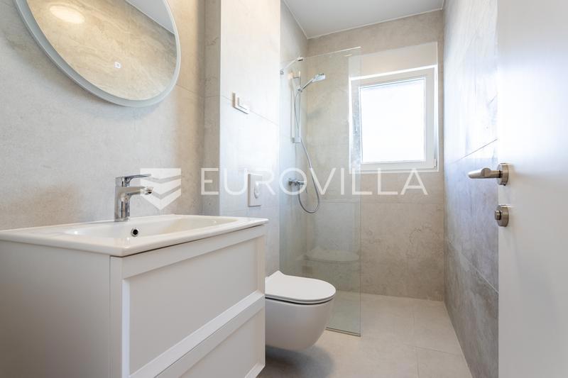 Vodice, NOVOGRADNJA N2, A1, moderan stan u prizemlju s terasom, 72,33 m²