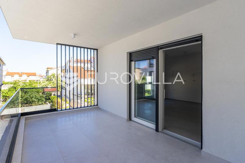 Vodice, NOVOGRADNJA N2, S2, moderan stan na prvom katu s terasom, 72,26 m²