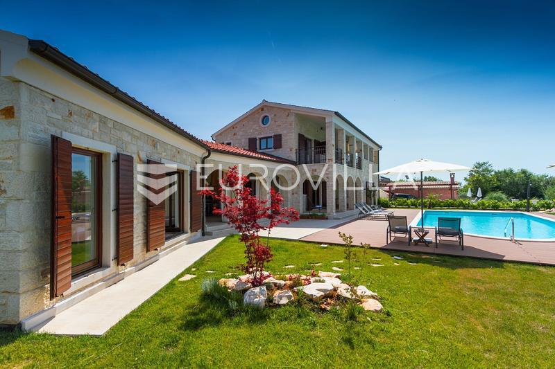 Дом TINJAN, 3.000 €