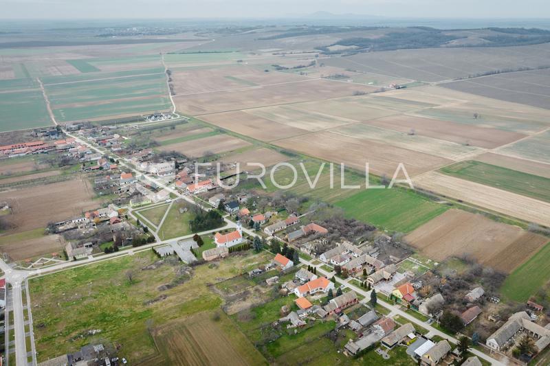 Casa BELI MANASTIR, 450.000 €