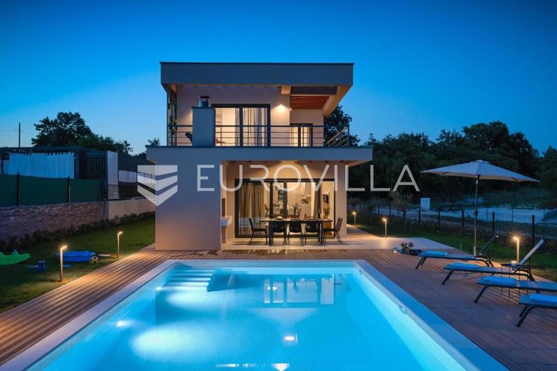 Дом SVETVINČENAT, 1.250.000 €