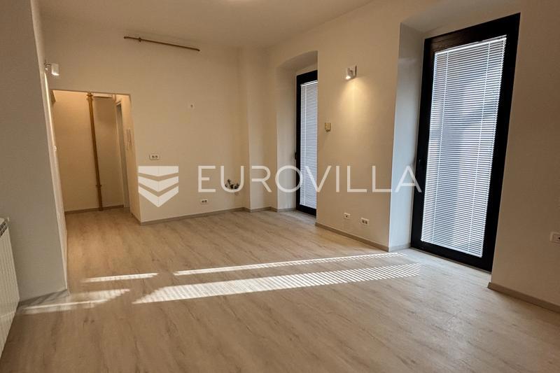 Pula, Center - quality apartment in a quiet location