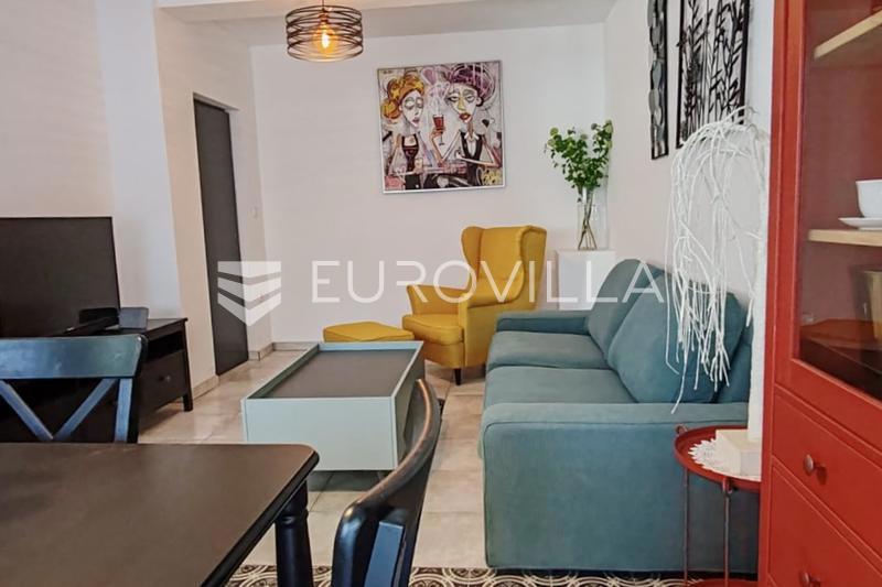 Appartamento RAB, 299.000 €