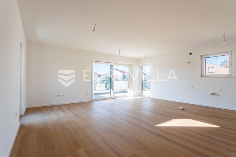 Appartamento VODICE, 493.626 €