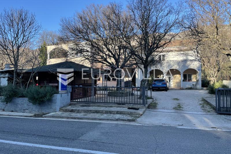 Дом STARIGRAD, 640.000 €