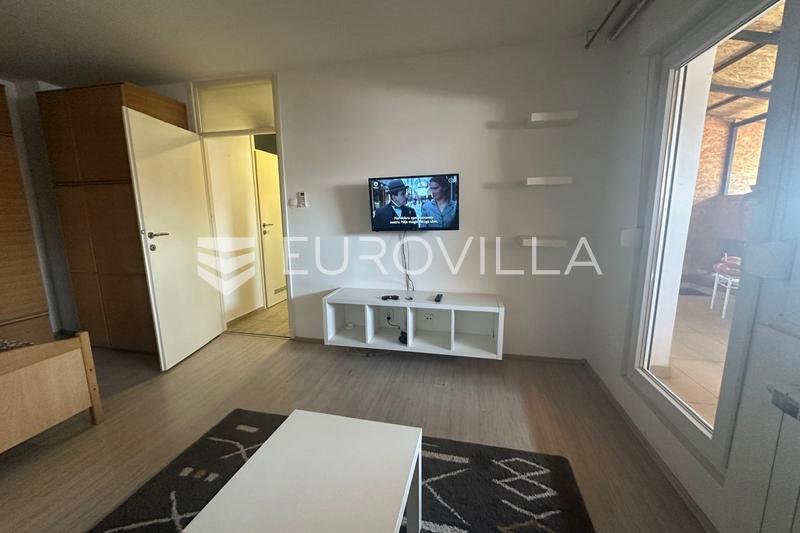 Appartamento KARLOVAC, 95.000 €