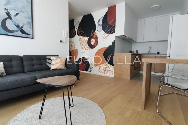 Appartamento ZAGREB, 800 €