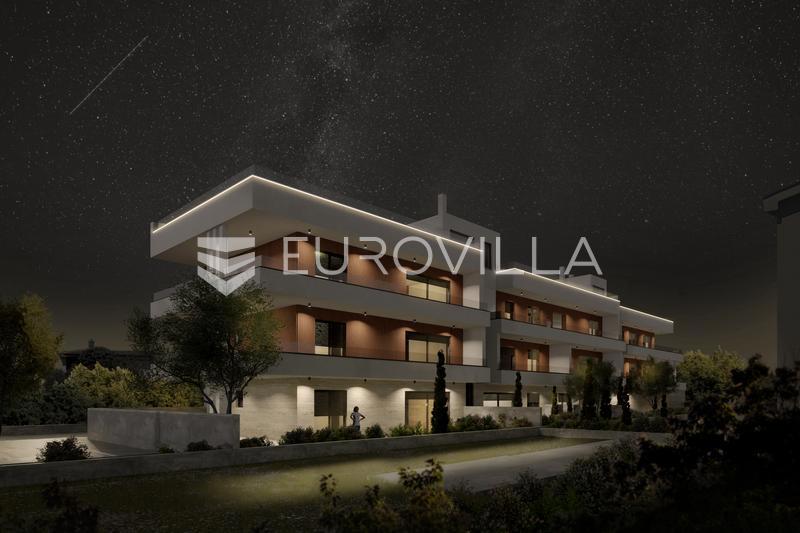 Appartamento NIN, 585.600 €