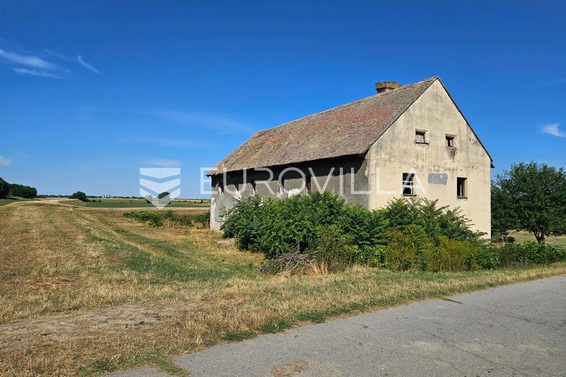 Locale commerciale POPOVAC, 85.000 €